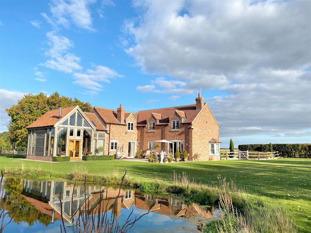 5 bed detached house for sale in Oxton Road, Southwell NG25 Zoopla