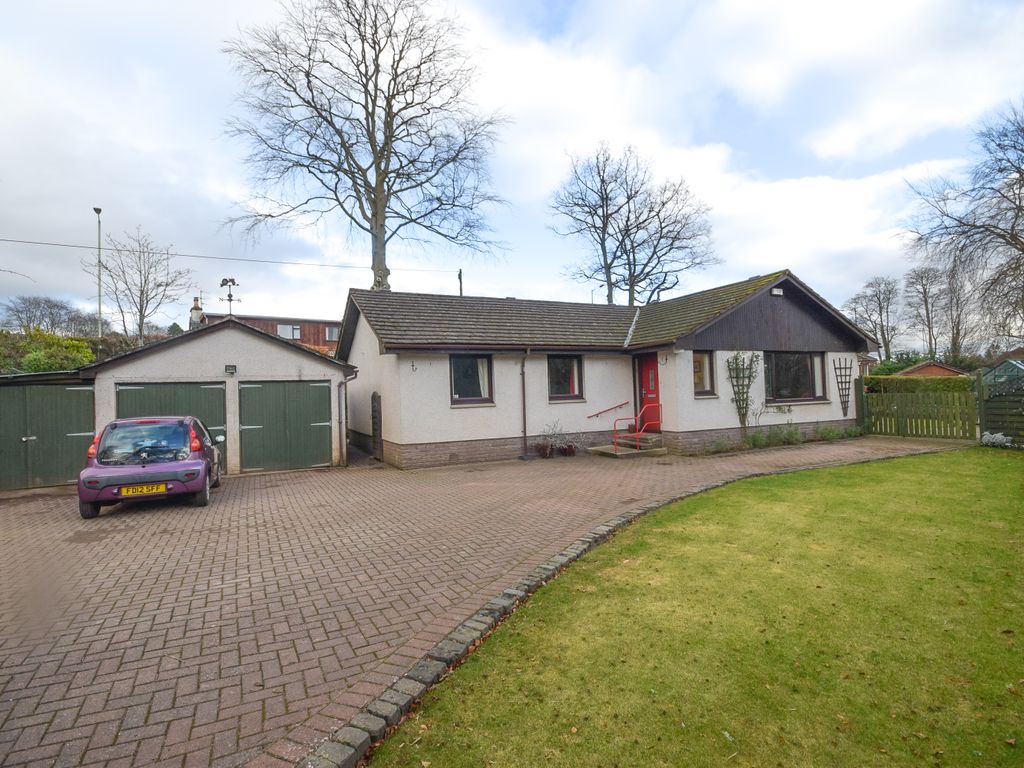 3 bed detached bungalow for sale in Balmoral Road, Rattray, Blairgowrie