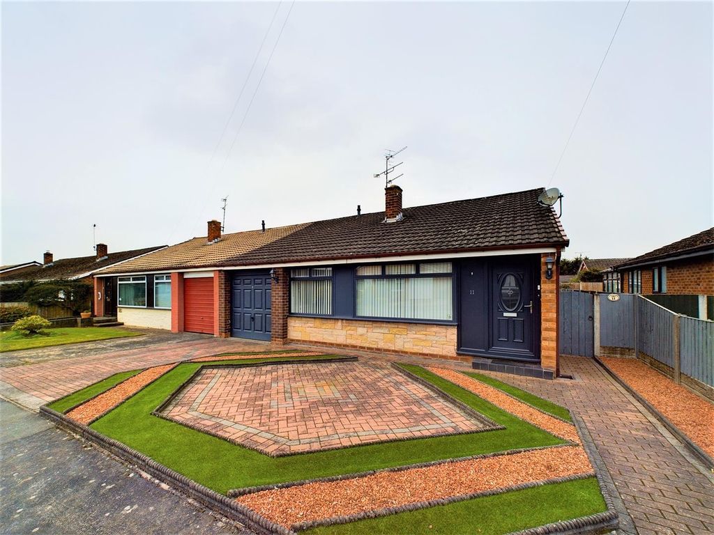 3 bed semidetached bungalow for sale in Ffordd Tegid, Wrexham LL12