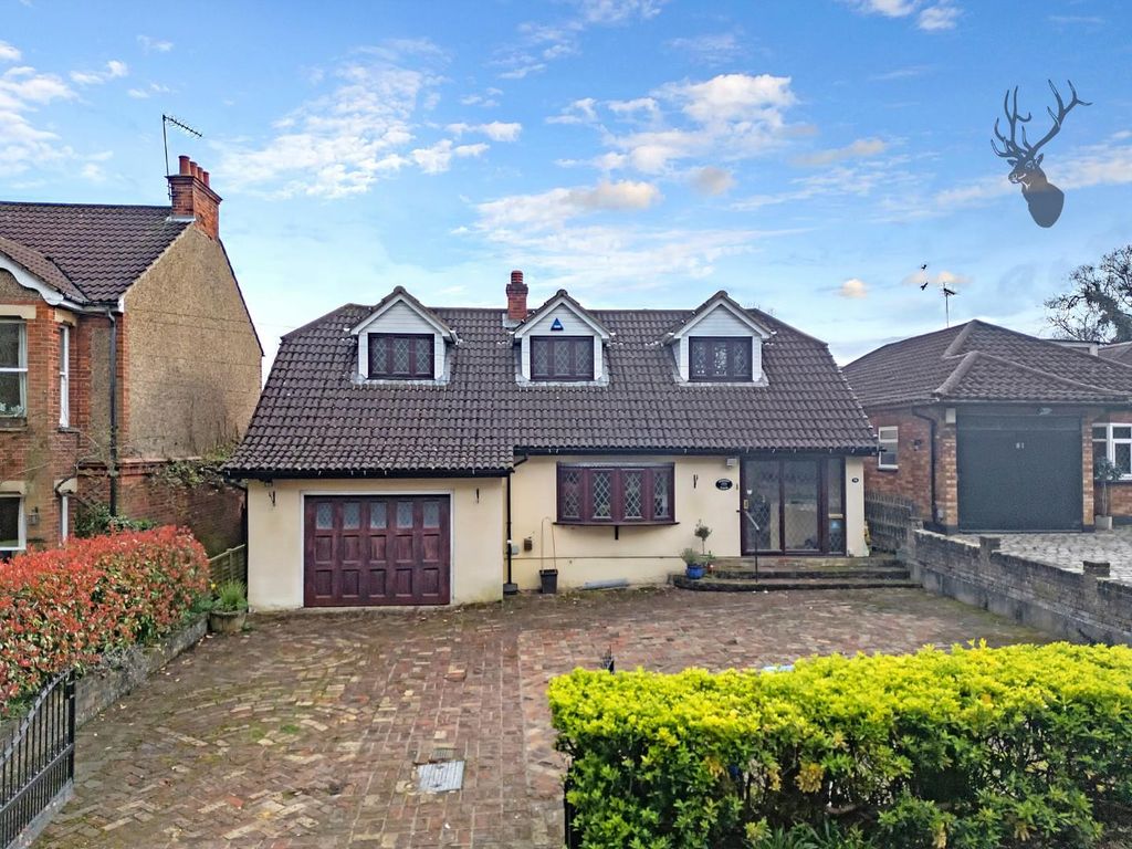 4 bed detached house for sale in Coppice Row, Theydon Bois, Epping CM16