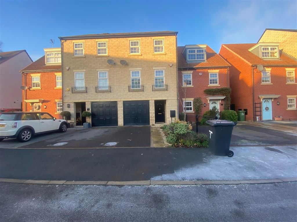 4 bed town house for sale in Regal Close, Corby NN17, £205,000 Zoopla