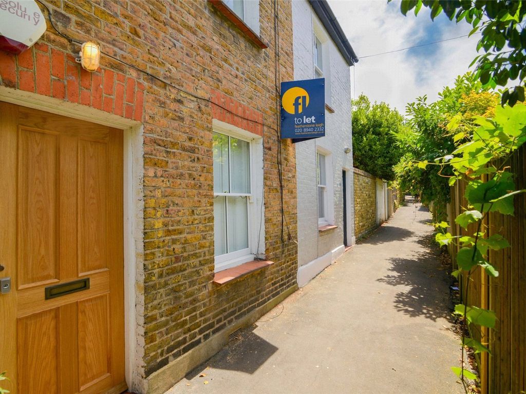 1 bed detached house for sale in Albany Passage, Richmond, Richmond