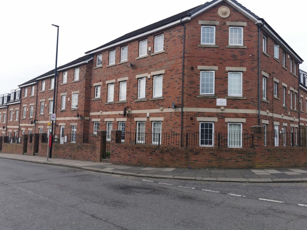2 bed flat to rent in St Michaels Close, Grainger Park, Newcastle Upon
