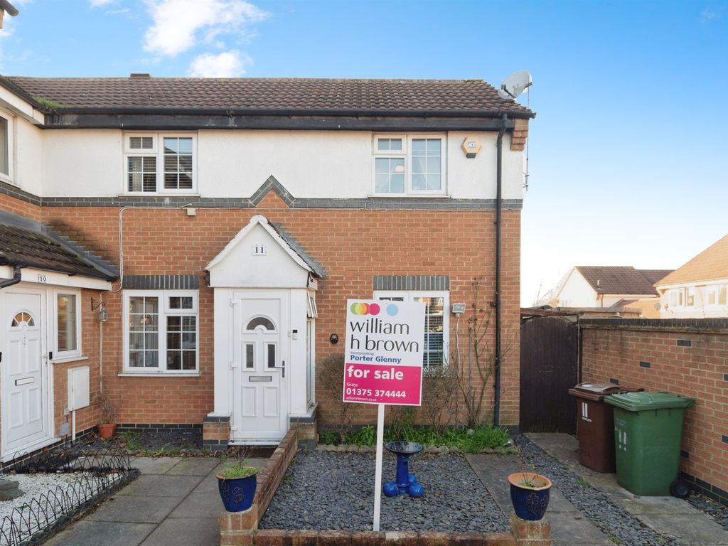 3 bed semidetached house for sale in Chance Close, Chafford Hundred, Grays RM16, £400,000 Zoopla