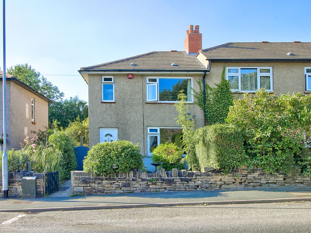 3 bed town house for sale in Town Road, Kirkheaton, Huddersfield HD5