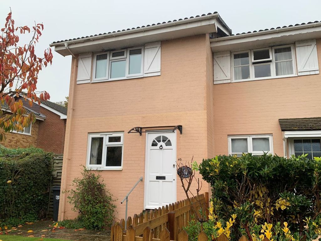 2 bed end terrace house for sale in 40 Latimer Road, Bembridge Harbour