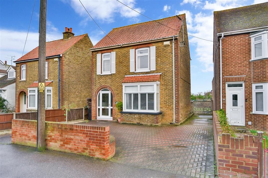 3 bed detached house for sale in Halfway Road, Halfway, Sheerness, Kent