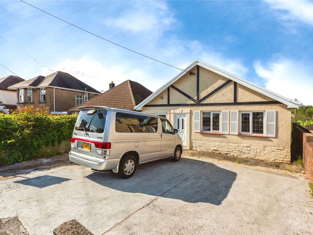 2 bed bungalow for sale in Cecil Road, Gowerton, Swansea SA4, £190,000