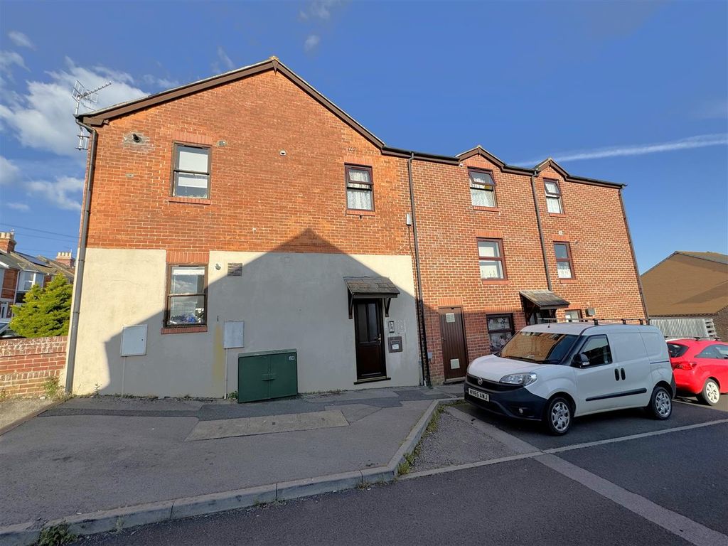 1 bed flat for sale in Southview Road, Weymouth DT4, £135,000 Zoopla