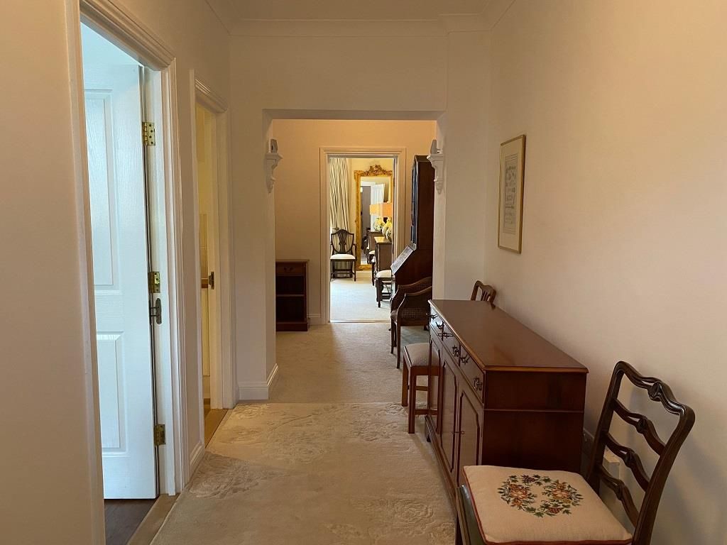 3 bed town house for sale in Mount Pleasant Avenue, Tunbridge Wells TN1