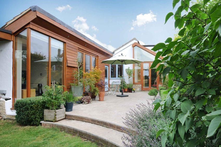 3 bed semidetached bungalow to rent in Thame Road, Great Milton