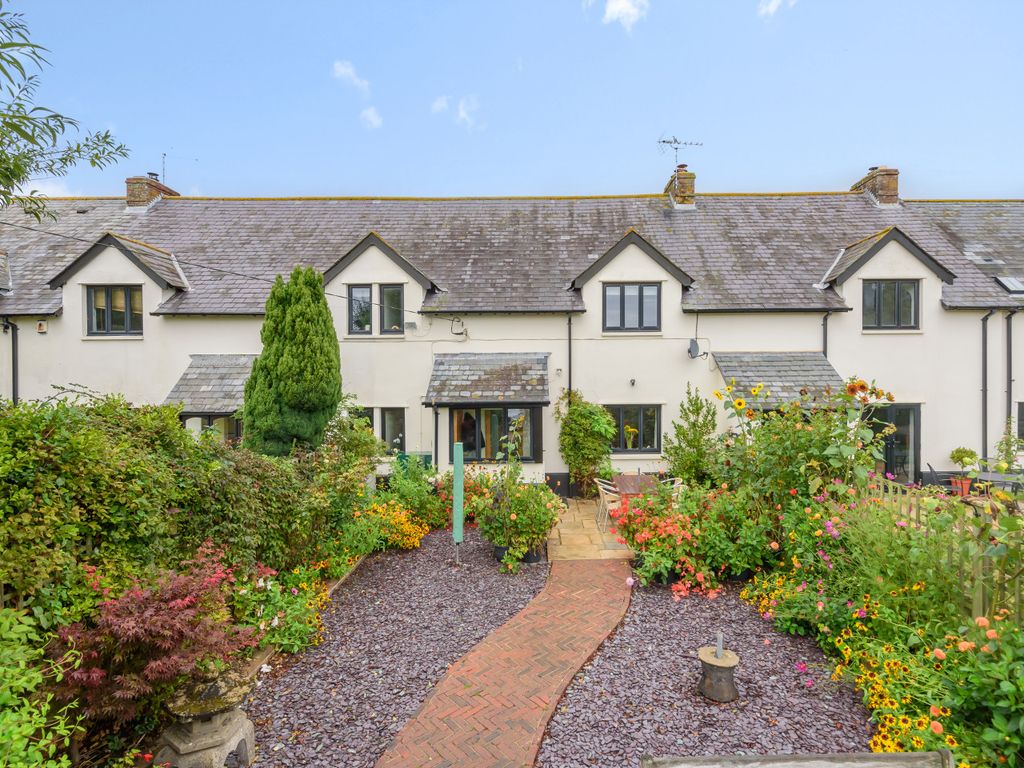 3 bed terraced house for sale in West Green Cottages, Winterborne