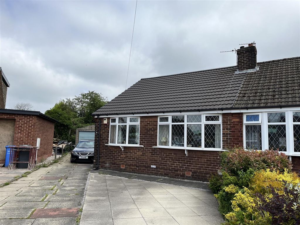 2 bed semidetached bungalow for sale in Shirley Avenue, Hyde SK14 Zoopla
