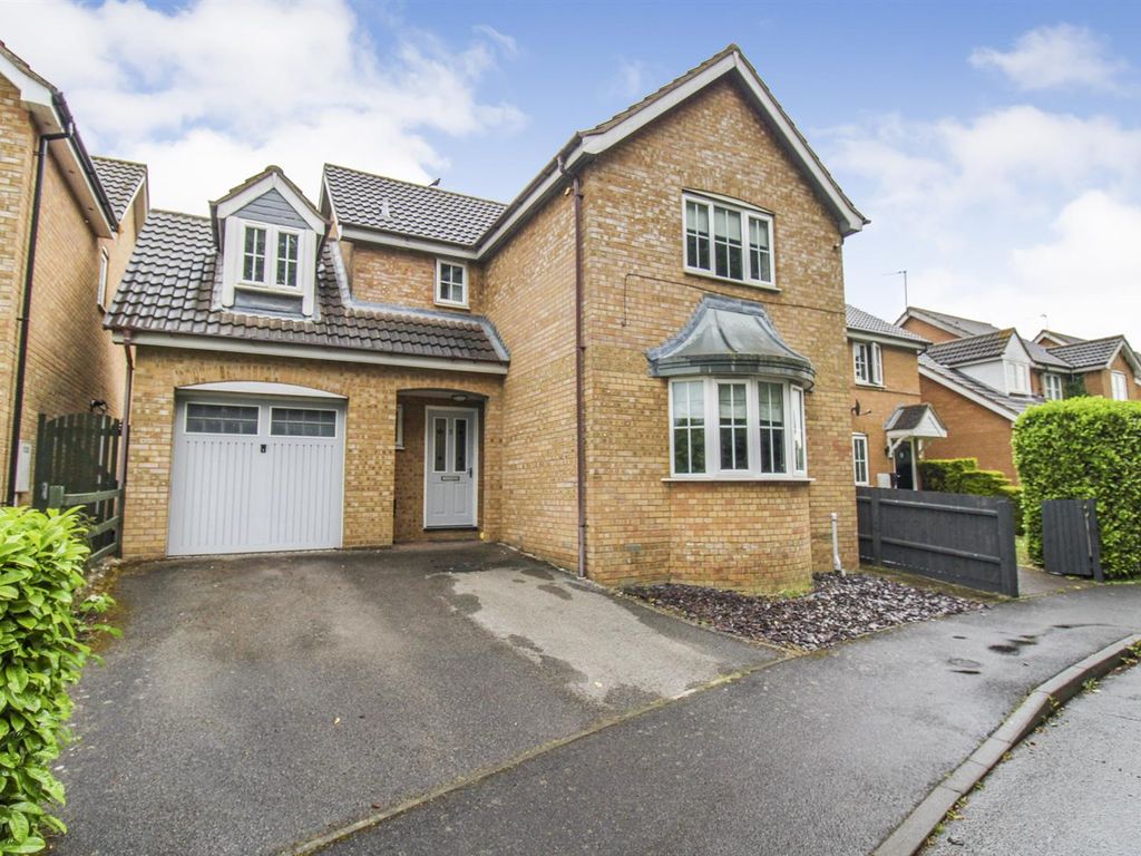 4 bed detached house for sale in Walnut Close, Weldon, Corby NN17 Zoopla