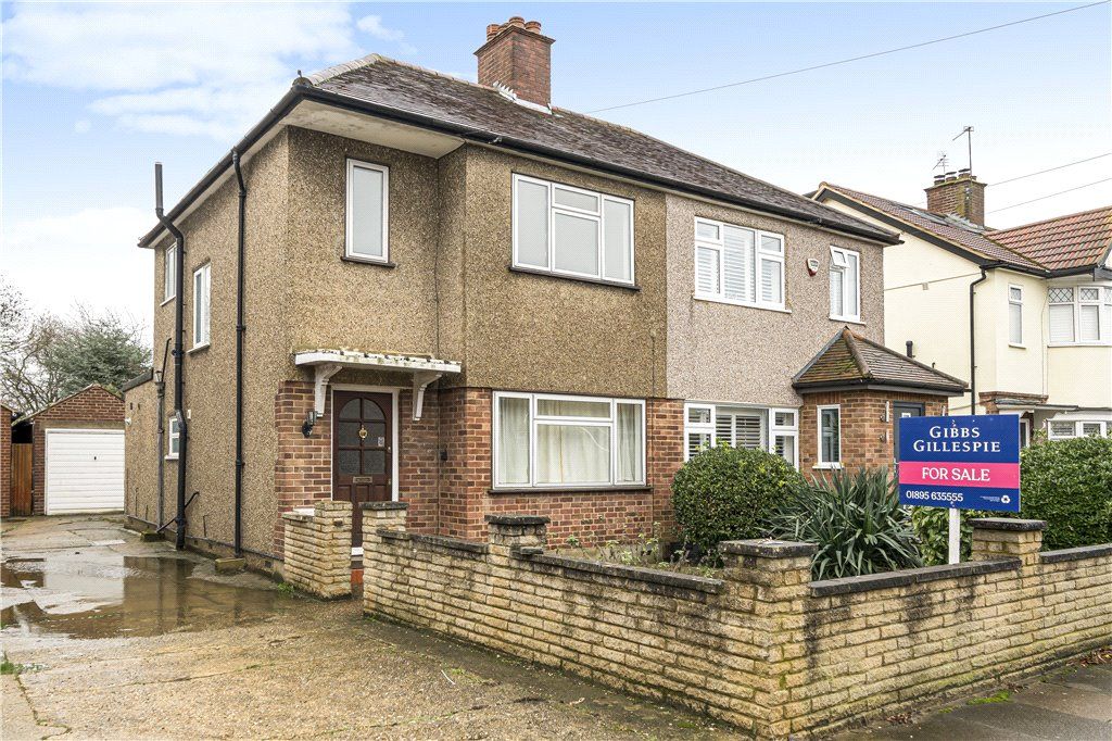 2 bed semidetached house for sale in Sussex Road, Ickenham, Uxbridge