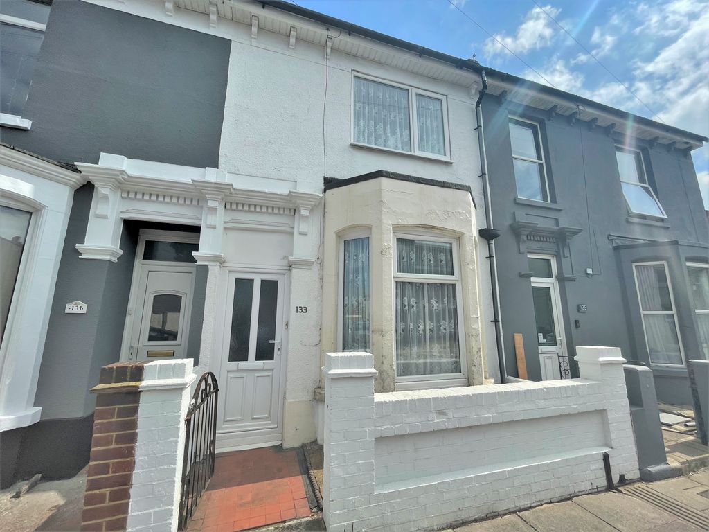 3 bed terraced house for sale in Guildford Road, Portsmouth PO1 Zoopla