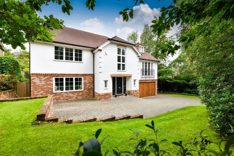 6 bed detached house for sale in Hither Chantlers, Langton Green
