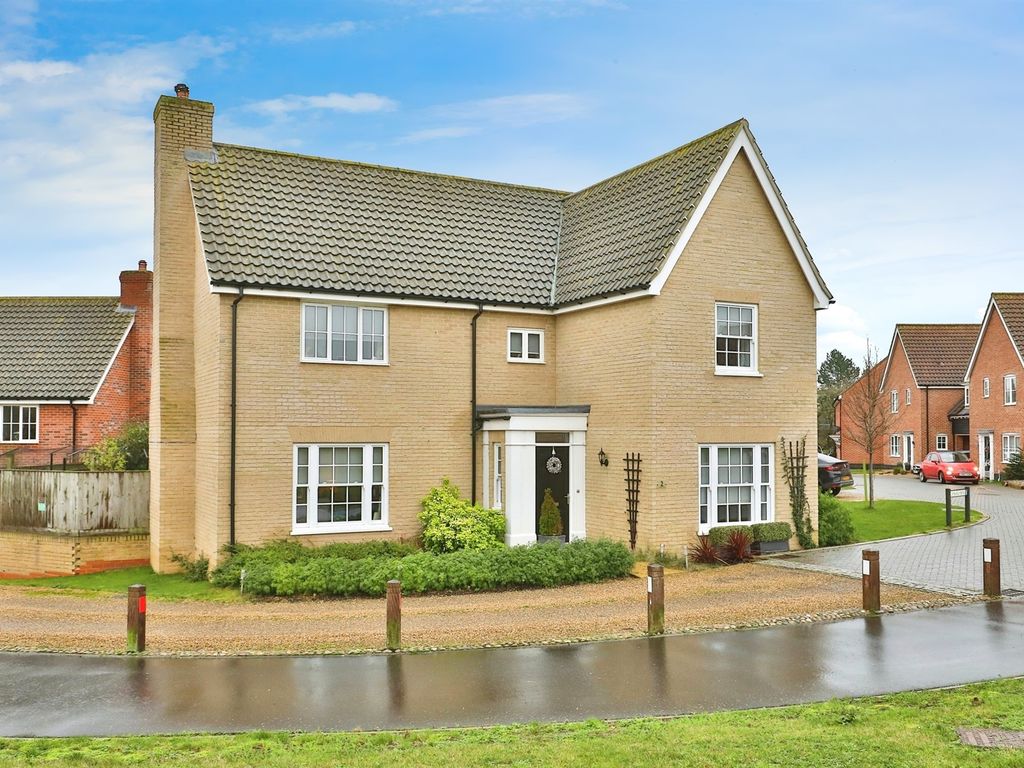 4 bed detached house for sale in Lombardi Mews, Swanton Morley, Dereham