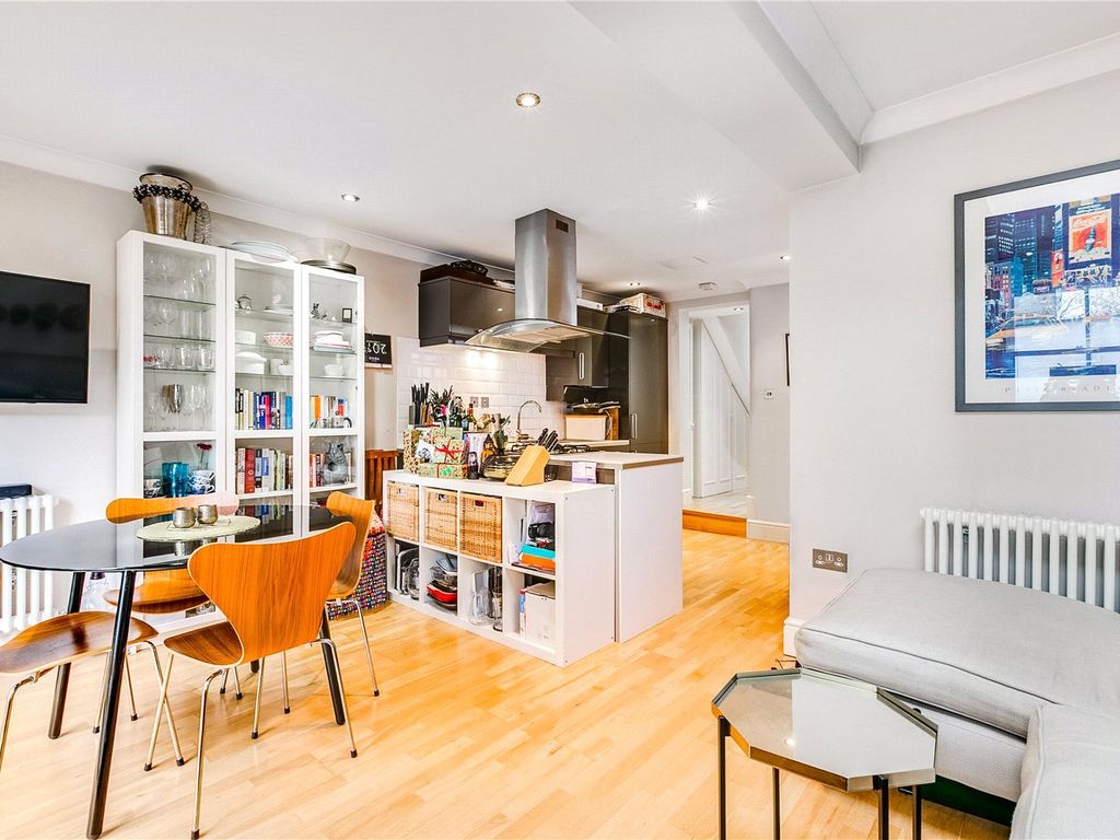 2 bed flat for sale in Grayshott Road, Battersea, London SW11 Zoopla