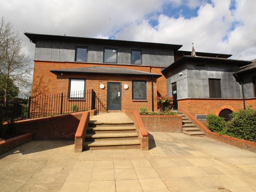 1 bed flat to rent in 1 Old Park Road, Hitchin, Hitchin SG5 Zoopla