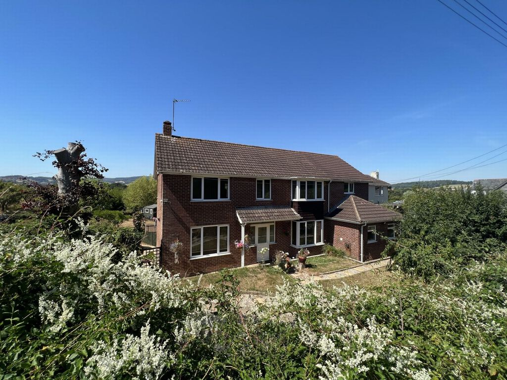 6 bed detached house for sale in Exeter Road, Dawlish EX7 Zoopla