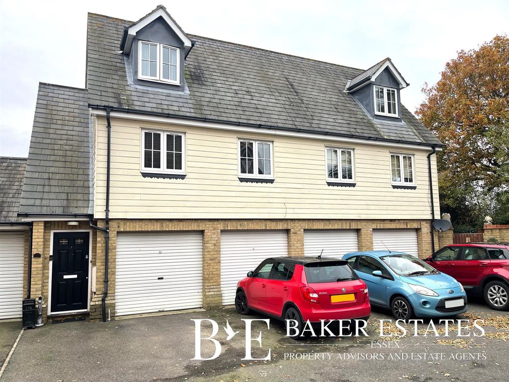 3 bed detached house for sale in Cambie Crescent, Colchester CO4, £