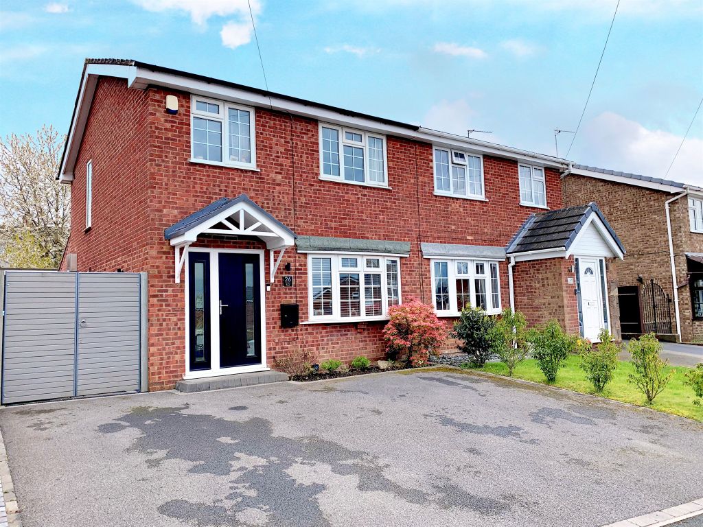 3 bed semidetached house for sale in Ferrers Road, Whitwick, Coalville