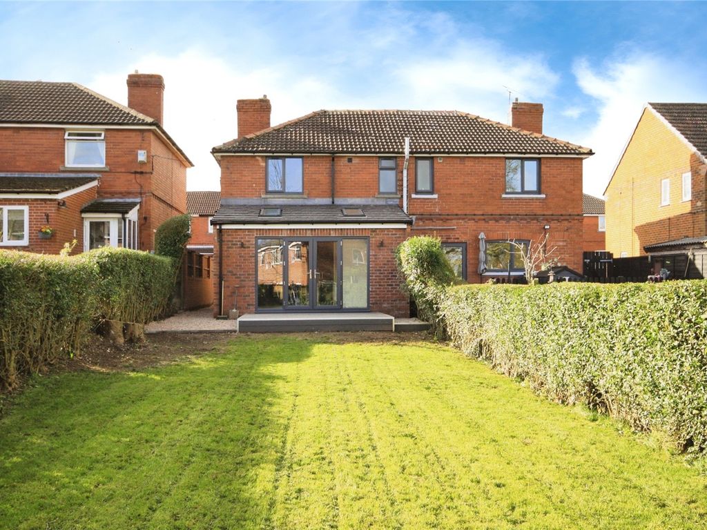 3 bed semidetached house for sale in Newhall Avenue, Wickersley