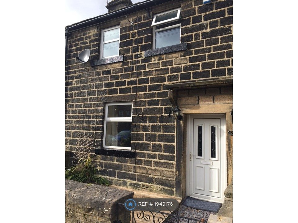 2 bed terraced house to rent in Barcroft, Cross Roads, Keighley BD22, £