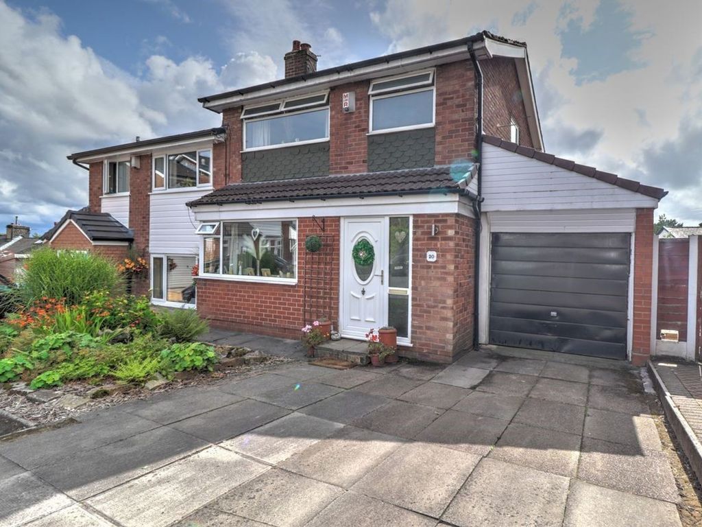 3 bed semidetached house for sale in Smithy Croft, Bromley Cross BL7