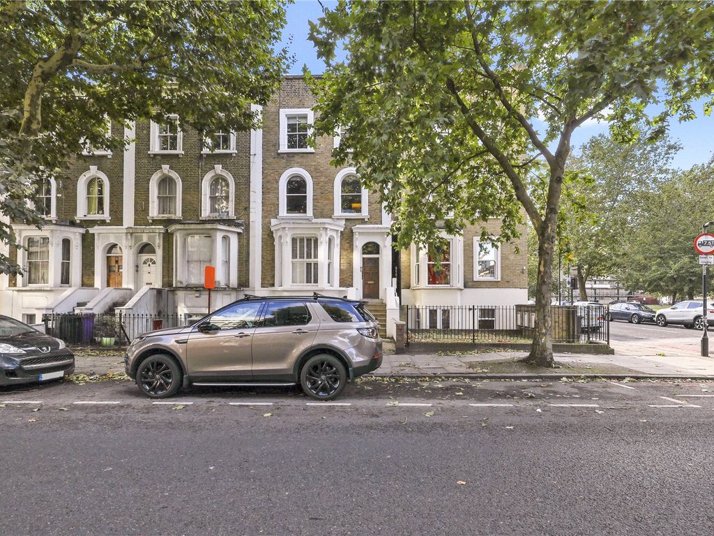2 bed flat to rent in Burdett Road, Limehouse, London E14 Zoopla