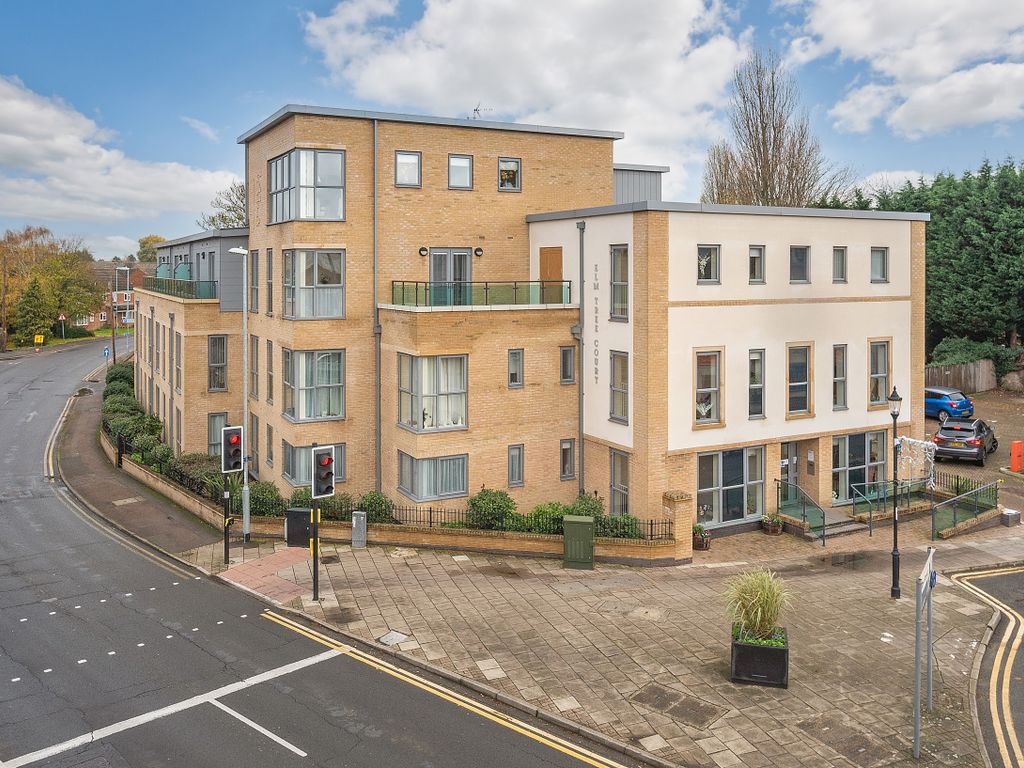 High Street, Huntingdon PE29  