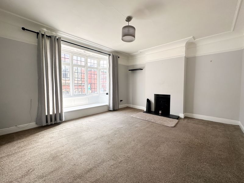 1 bed flat to rent in St Edward Street, Leek, Staffordshire ST13, £440