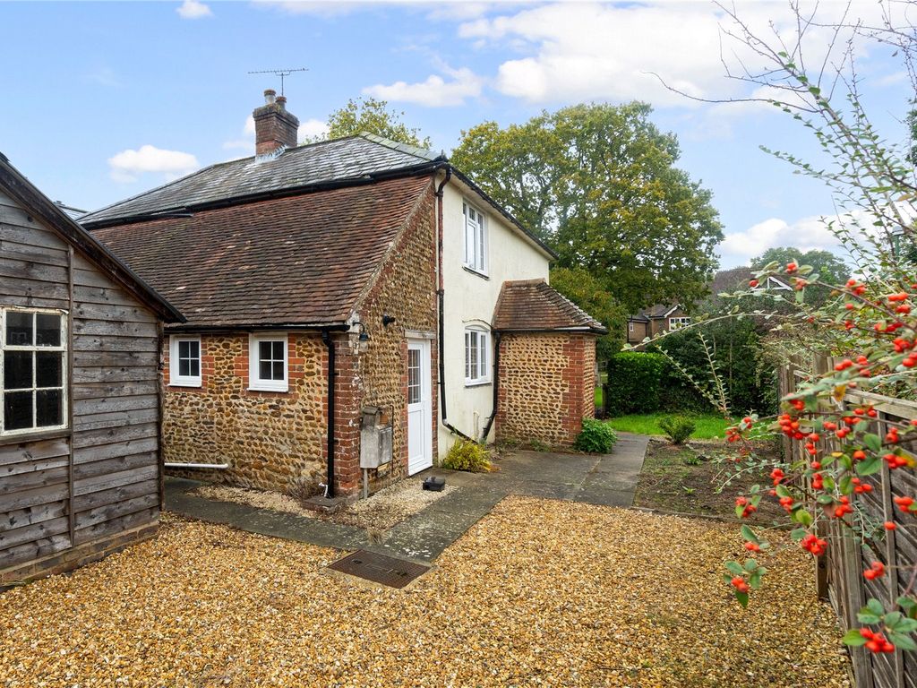 2 bed semidetached house for sale in New Town Road, Storrington