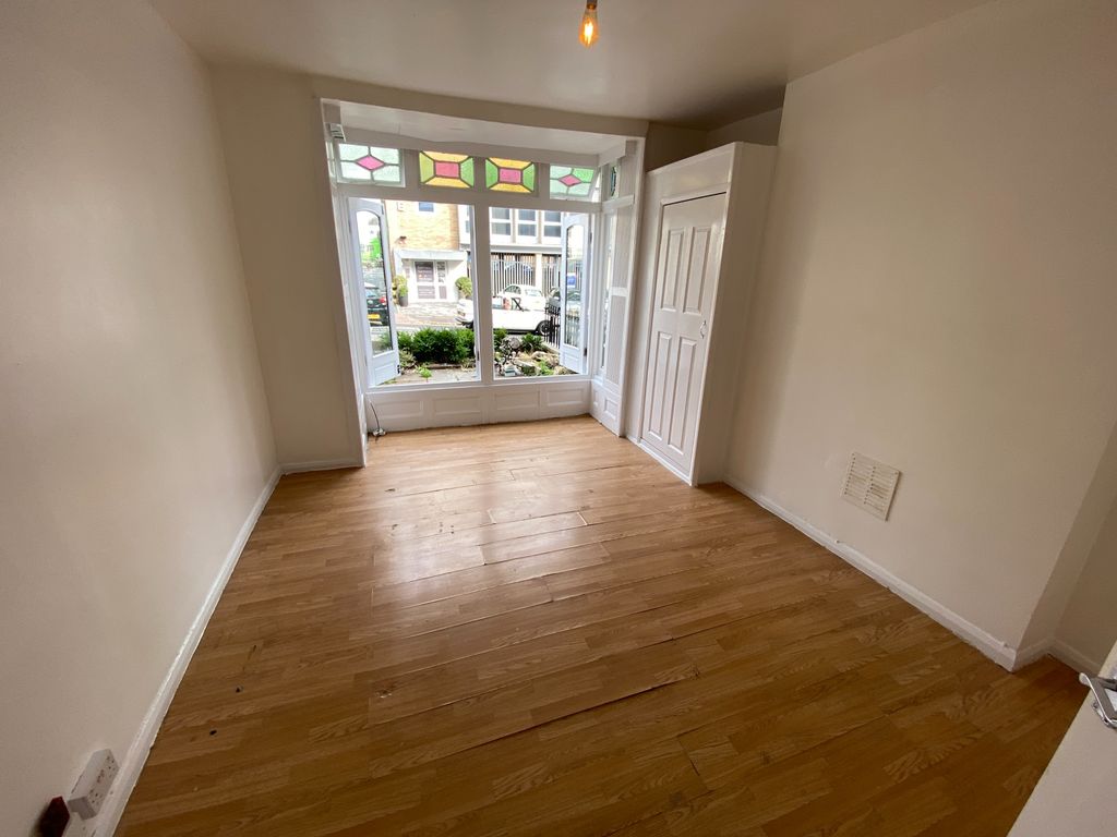 1 bed flat to rent in Montpelier Road, City Centre, Brighton BN1, £950