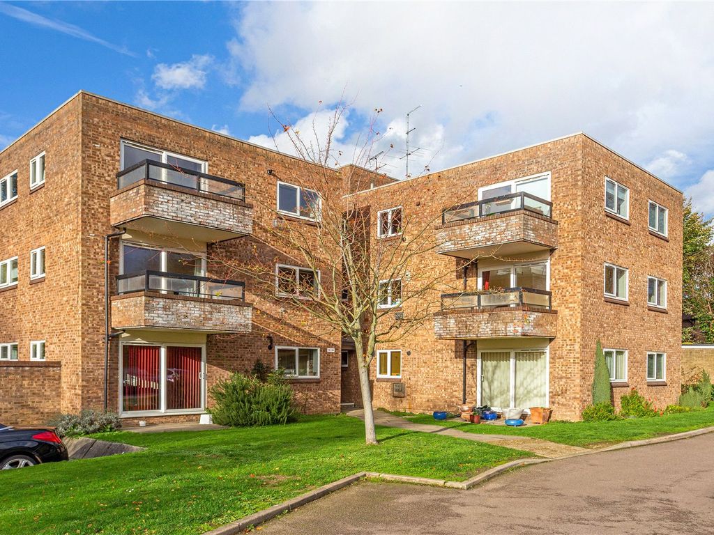 2 bed flat for sale in Milton Road, Harpenden, Hertfordshire AL5 Zoopla
