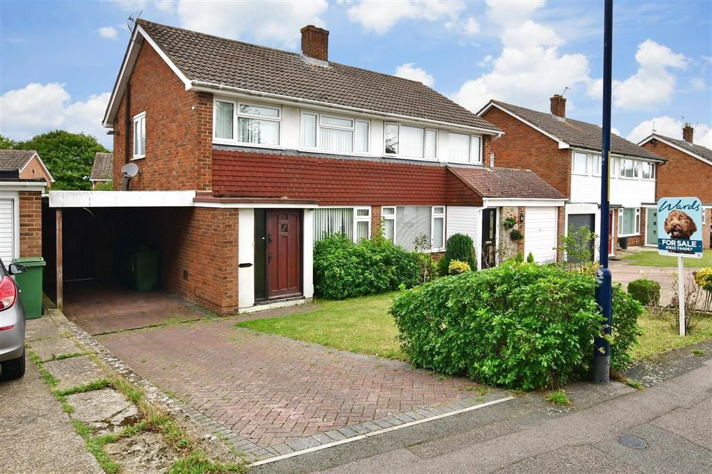 3 bed semidetached house for sale in Regent Drive, Loose, Maidstone