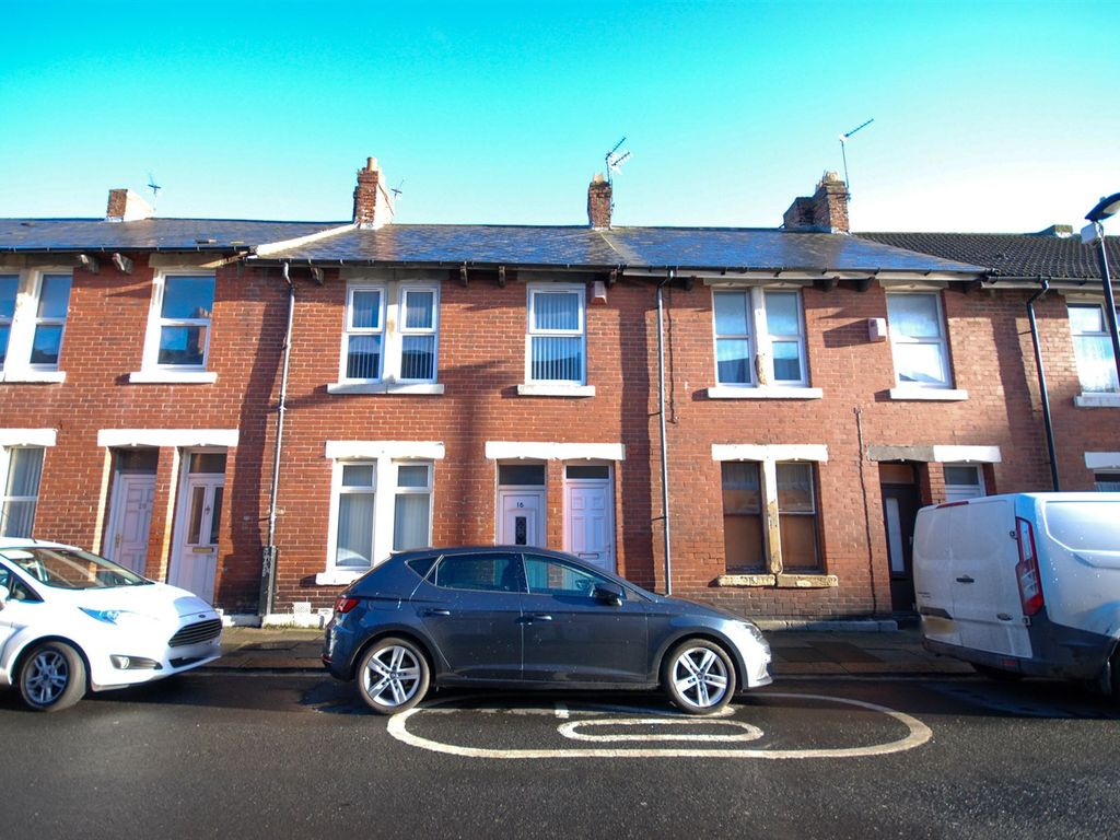 3 bed flat for sale in Richardson Street, Wallsend NE28, £63,750 Zoopla