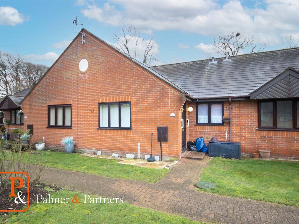 2 bed bungalow for sale in Victoria Gardens, Colchester, Essex CO4 Zoopla