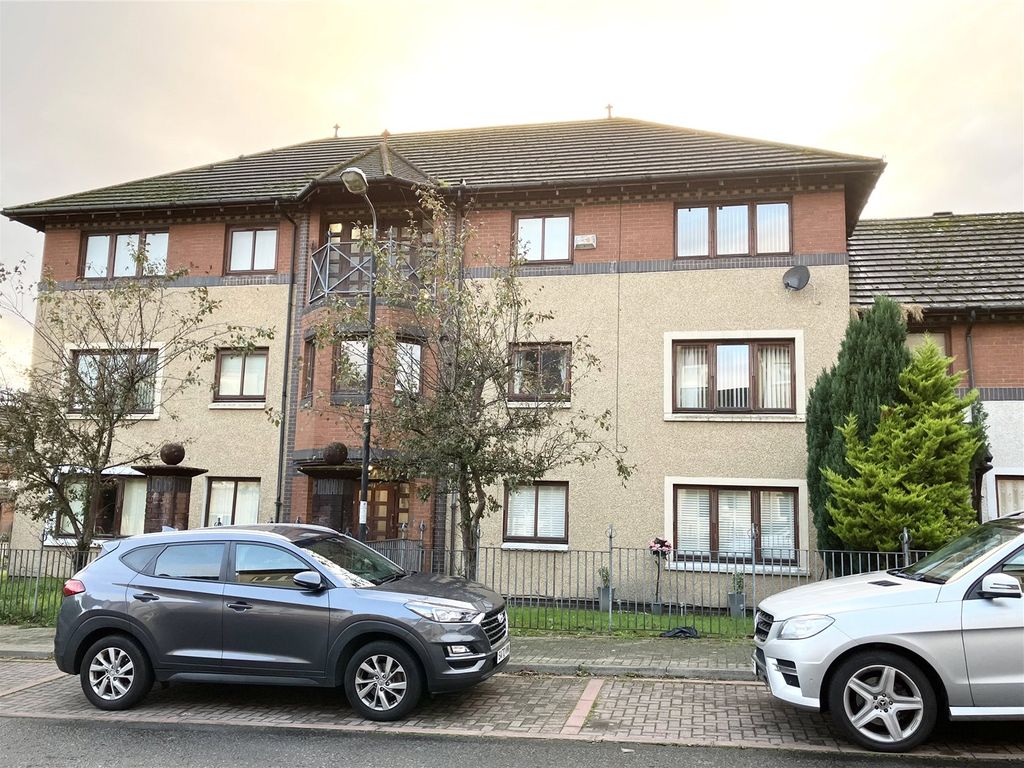 2 bed flat for sale in Barlanark Road, Barlanark, Glasgow G33, £80,000 Zoopla