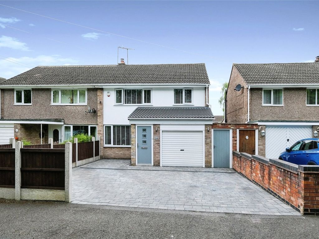 3 bed semidetached house for sale in Rowan Drive, Clifton, Nottingham