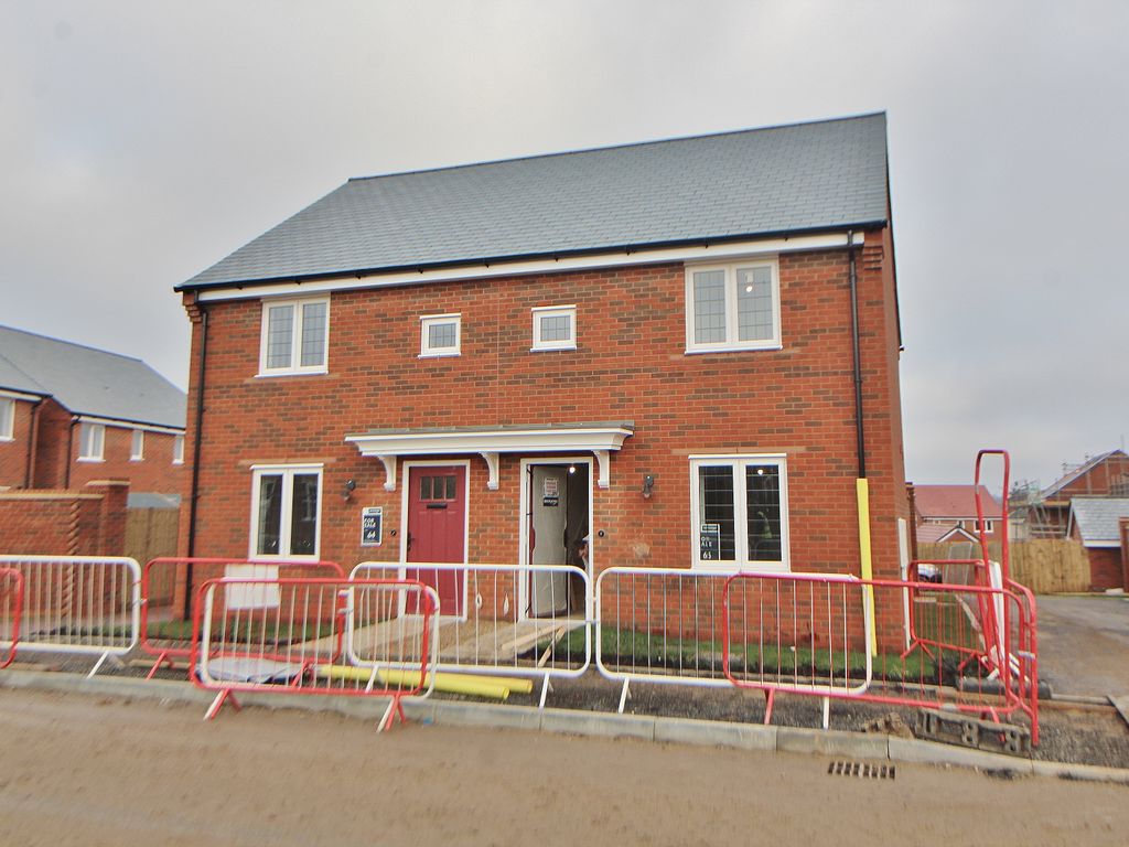 2 bed property for sale in Laxton Leaze, Waterlooville PO7, £118,000