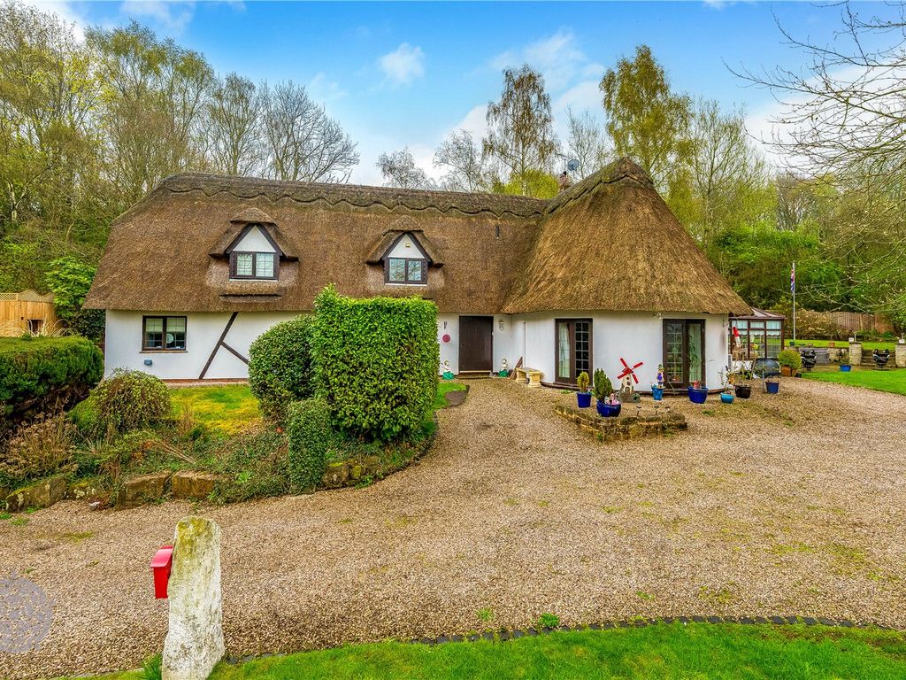 4 bed bungalow for sale in Sheep Hill Brow, ClaytonLeWoods, Chorley