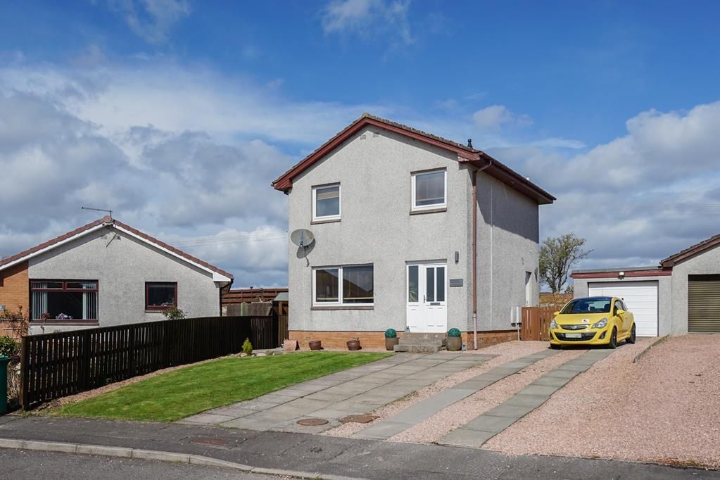 3 bed detached house for sale in Crawford Park, Springfield, Cupar KY15