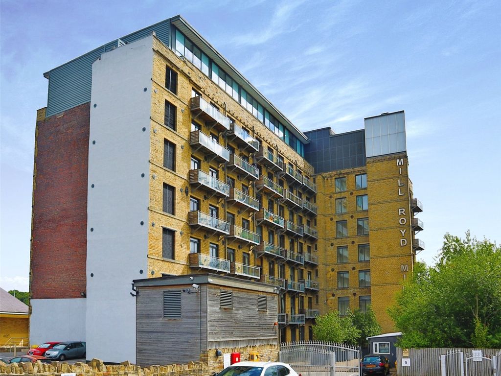 2 bed flat to rent in Millroyd Mill, Huddersfield Road, Brighouse HD6