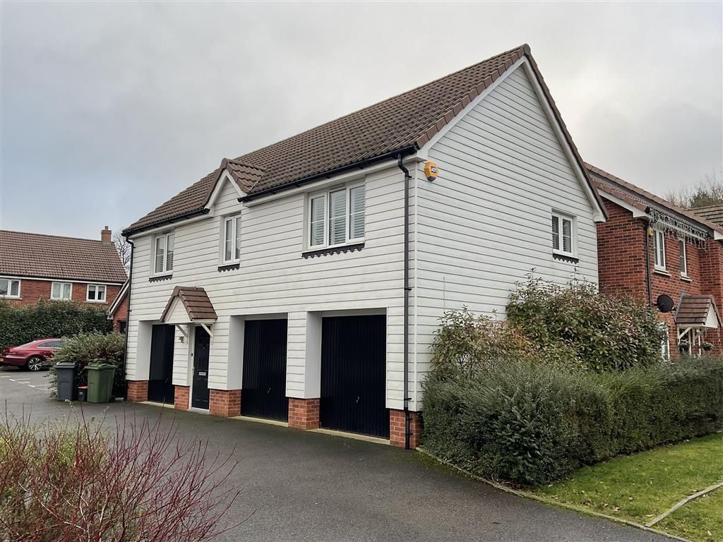 2 bed property for sale in Latter Road, Langley, Maidstone, Kent ME17