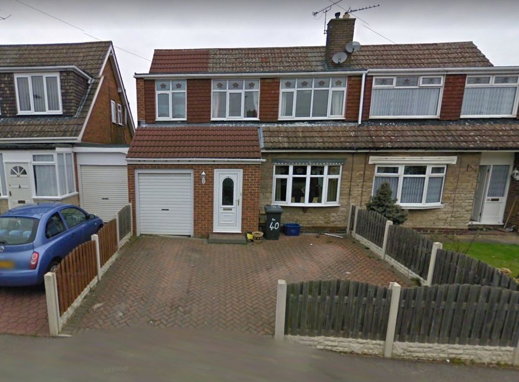 4 bed semidetached house for sale in Northfield Drive, Woodsetts