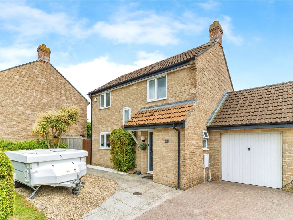 3 bed detached house for sale in Lavers Oak, Martock TA12, £320,000