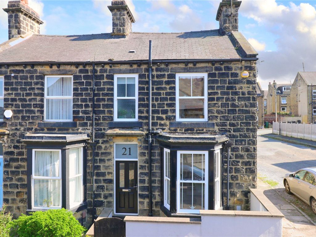 2 bed end terrace house for sale in Wesley Terrace, Rodley, Leeds, West
