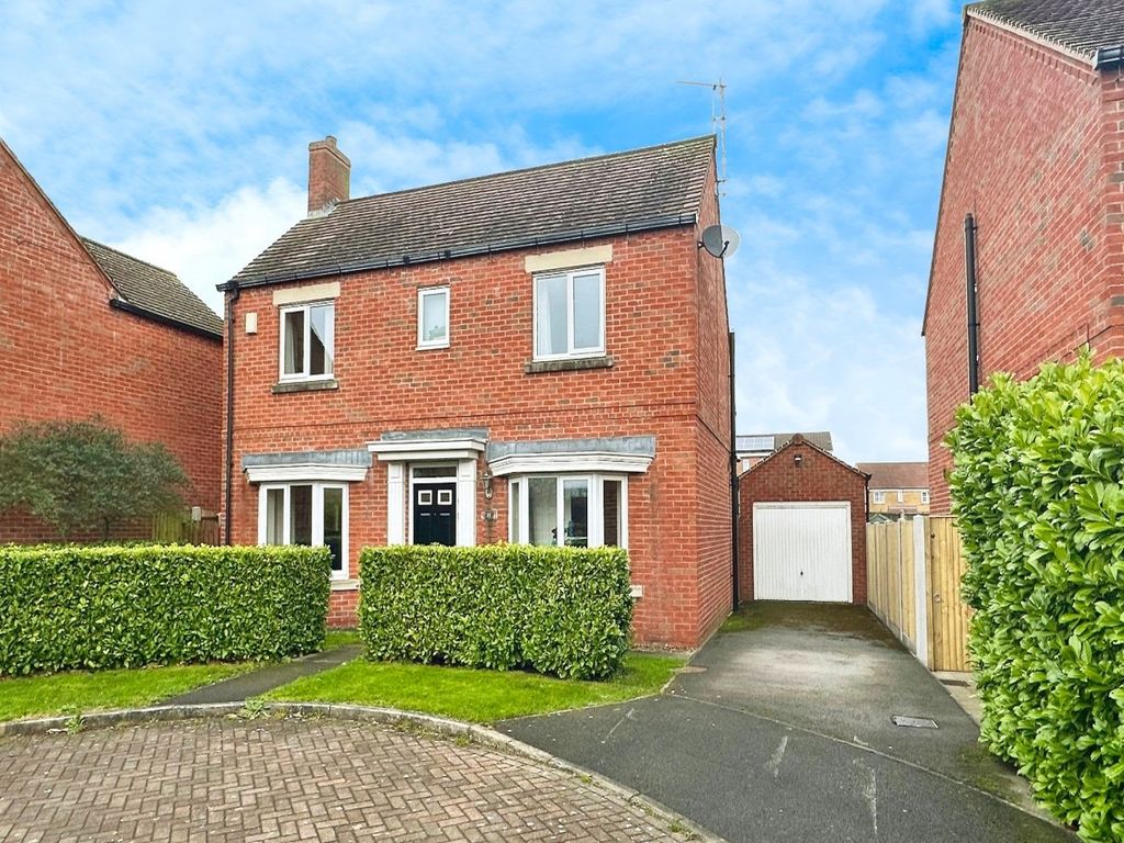 3 bed detached house for sale in Chestnut Way, Selby, North Yorkshire